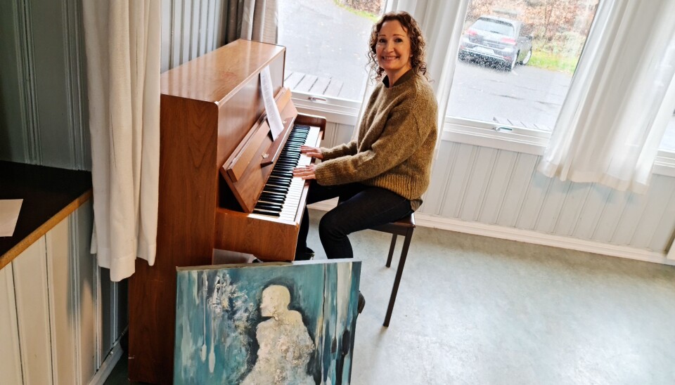 NYSTEMT: Pianoet i grendehuset er nystemt. Til helgen blir det kunstutstilling og musikk ved Torild Brandtzæg Andersen. NYSTEMT: Pianoet i grendehuset er nystemt. Til helgen blir det kunstutstilling og musikk ved Torild Brandtzæg Andersen.