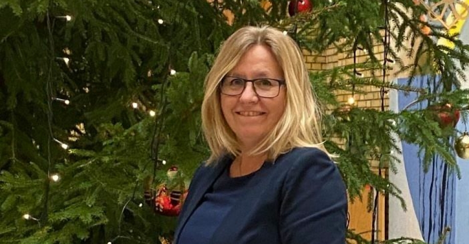 REAGERER PÅ VEDTAKET: Anne Kristine Linnestad (59) fra Langhus har vært kommunestyrerepresentant siden 1999. For tiden er hun gruppeleder for Nordre Follo Høyre, i tillegg til å representere Høyre på Stortinget, i Finanskomiteen.