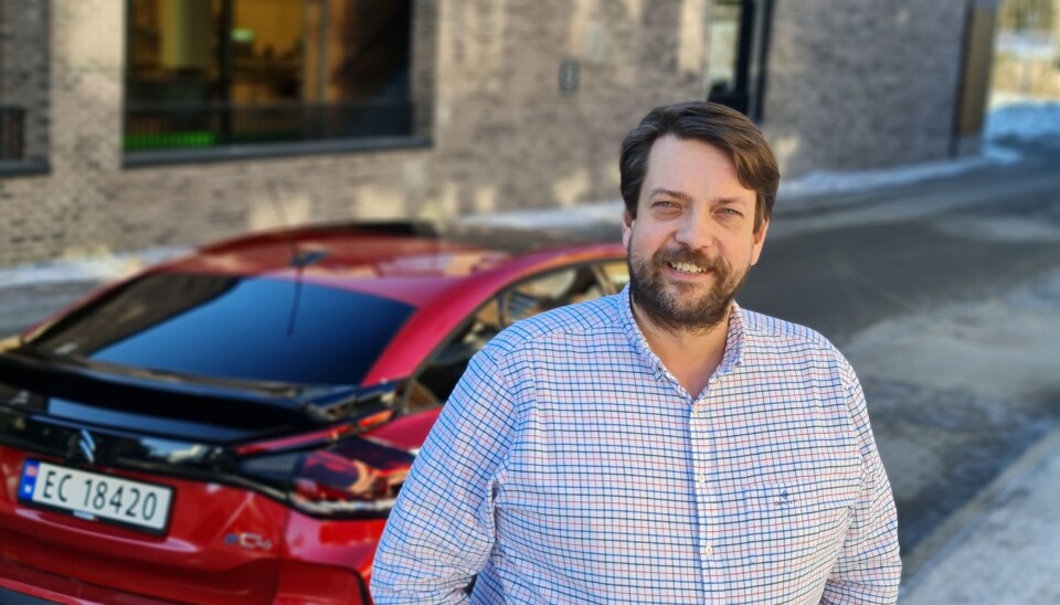 IMPONERT: Bjørn Vidar Lazar Braathen har 15 eldre Citroën. Til daglig kjører han en C5, og har to år igjen av leasingavtalen. IMPONERT: Bjørn Vidar Lazar Braathen har 15 eldre Citroën. Til daglig kjører han en C5, og har to år igjen av leasingavtalen.