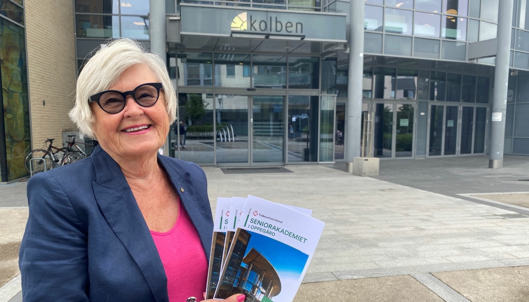 LEDEREN: Svanhild S. Kvernaas starter Seniorakademiet i Oppegård for 30 år siden og er fortsatt leder. Hun gleder seg til høstens program.