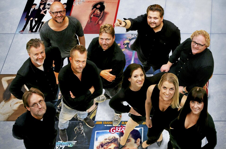 LANG ERFARING: Årets show er det sjette i rekken. Her er gjengen som bød opp til dans med 1978-showet: Marius Kristiansen, Erling Ellingsen, og Dag-Magnus Samuelsen, Johan Os Stave, Odd-Inge Rand, Christian Lund, Cory Svalland-Grier, Ann-Magritt Larsen, Ingeborg Sand og Arne Kirkhorn Rødvik. LANG ERFARING: Årets show er det sjette i rekken. Her er gjengen som bød opp til dans med 1978-showet: Marius Kristiansen, Erling Ellingsen, og Dag-Magnus Samuelsen, Johan Os Stave, Odd-Inge Rand, Christian Lund, Cory Svalland-Grier, Ann-Magritt Larsen, Ingeborg Sand og Arne Kirkhorn Rødvik.