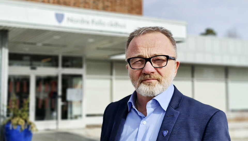 FOKUS PÅ OMSTILLING: – Vi er nå godt i gang for å ta de grepene som er nødvendig og jobber målrettet med omstilling, sier kommunedirektør Øyvind Henriksen. FOKUS PÅ OMSTILLING: – Vi er nå godt i gang for å ta de grepene som er nødvendig og jobber målrettet med omstilling, sier kommunedirektør Øyvind Henriksen.