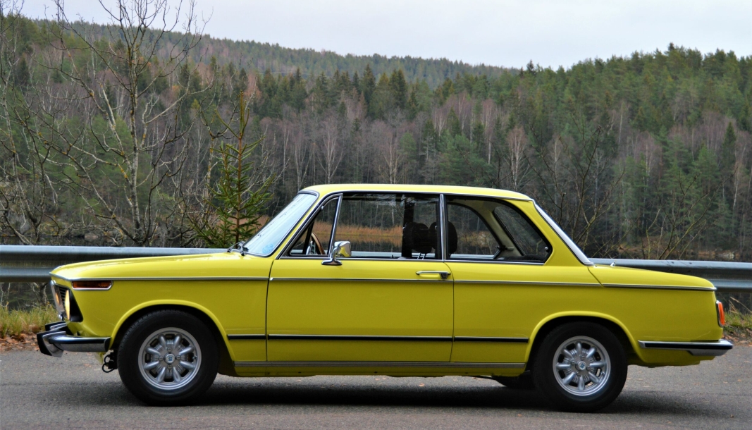 LEKKER: BMW 2002 tii fra 1975. Like lekker som for 46 år siden.