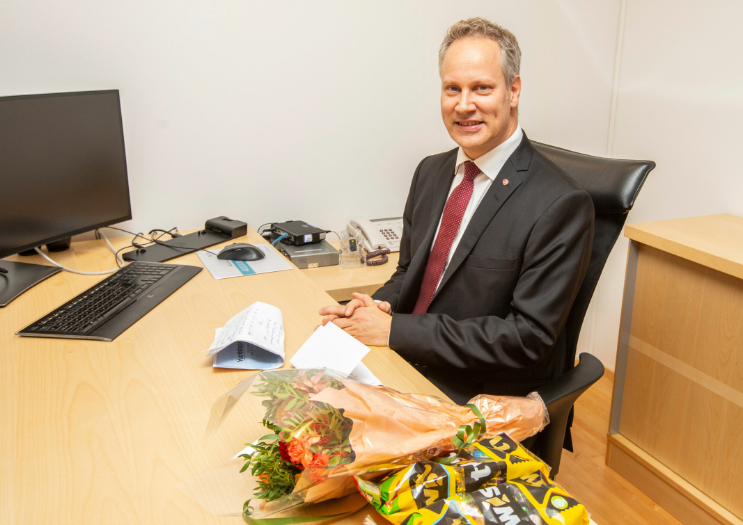 OPTIMISTISK: På bildet kan du se den nye samferdselsminister Jon-Ivar Nygård (48). Han er også kjent som tidligere ordfører i Fredrikstad.