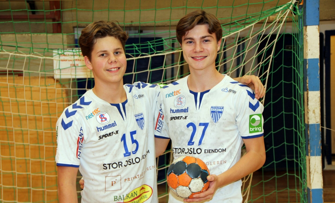 PÅ LANDSLAGET: Mats Borge (t.v.) og Jacob Niss er tatt ut på landslaget i håndball.