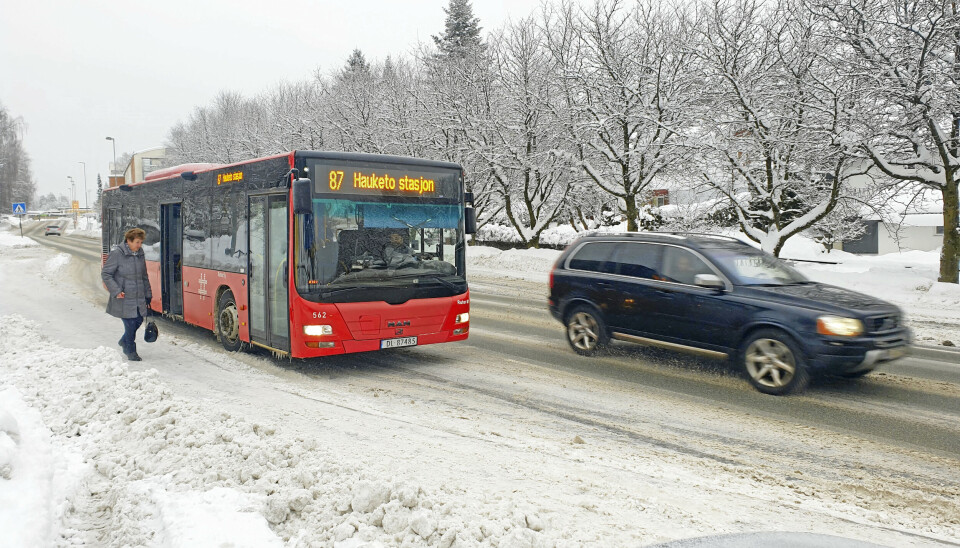 FRA 87 TIL 580: Linje 87 på strekningen mellom Kolbotn og Ski via Sønsterudveien og Ødegården skal legges ned og erstattes med en ny linje (linje 580), som skal ha 30-minutters rute alle dager fra førstkommende søndag. Reisetiden fra Kolbotn til Ski vil være på 25 minutter. FRA 87 TIL 580: Linje 87 på strekningen mellom Kolbotn og Ski via Sønsterudveien og Ødegården skal legges ned og erstattes med en ny linje (linje 580), som skal ha 30-minutters rute alle dager fra førstkommende søndag. Reisetiden fra Kolbotn til Ski vil være på 25 minutter.