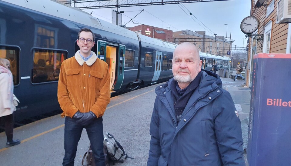 OPPTATT AV LOKALE TILBUD: – Det er viktig å gjøre det vi kan for at dette tilbudet kommer til Nordre Follo og ikke til for eksempel Nordstrand i Oslo, sier Nicholas Wilkinson og Bjørn Ganger. OPPTATT AV LOKALE TILBUD: – Det er viktig å gjøre det vi kan for at dette tilbudet kommer til Nordre Follo og ikke til for eksempel Nordstrand i Oslo, sier Nicholas Wilkinson og Bjørn Ganger.