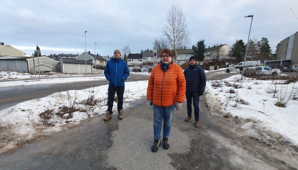 BEKYMRET: – Vi er bekymret for at det blir brukt en statlig plan istedenfor en kommunal plan, sier Mette Moberg i Trollåsen Grendelag. BEKYMRET: – Vi er bekymret for at det blir brukt en statlig plan istedenfor en kommunal plan, sier Mette Moberg i Trollåsen Grendelag.