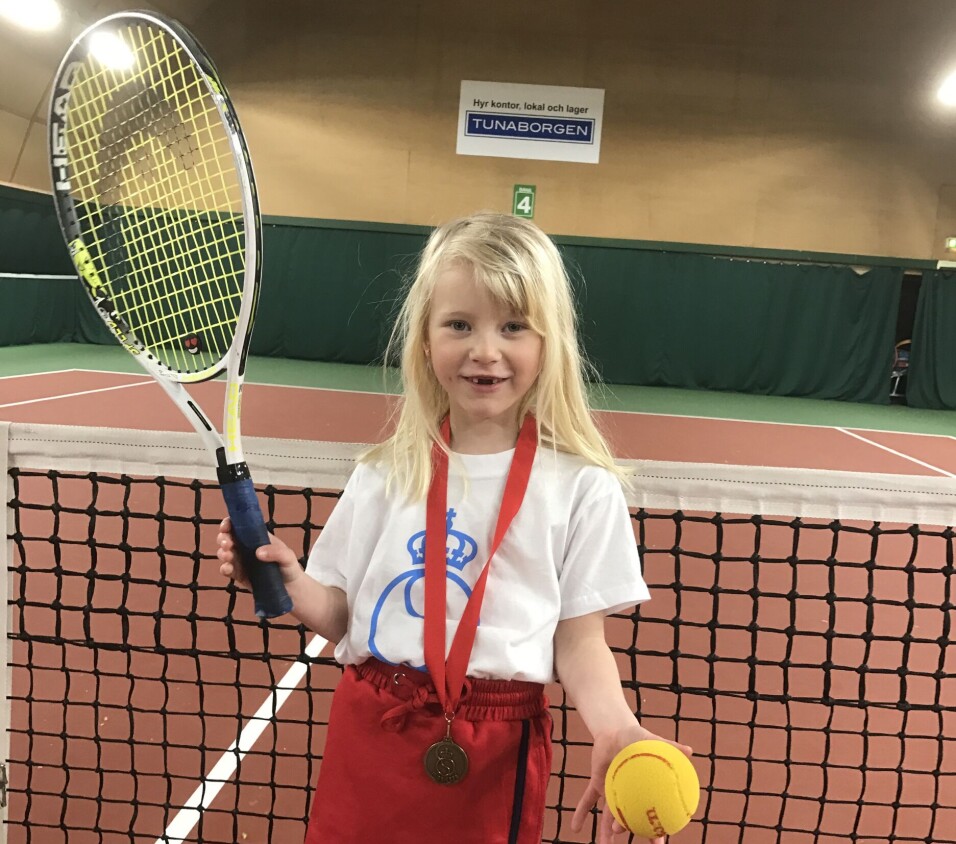 TIDLIG KRØKET: Charlotte startet tidlig og har elsket å spille tennis hele veien. TIDLIG KRØKET: Charlotte startet tidlig og har elsket å spille tennis hele veien.
