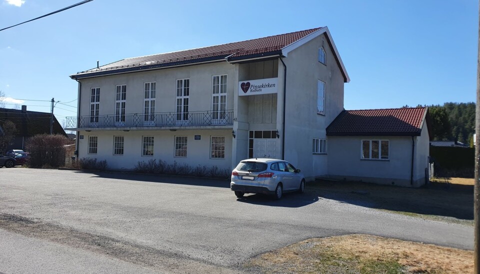 PINSEMENIGHETEN PÅ SOLBRÅTAN: Jesus Church er tilknyttet pinsebevegelsen i Norge og har gudstjenester på St. Hanshaugen i Oslo og i Solbråtanveien 48 ved Solbråtan stasjon. PINSEMENIGHETEN PÅ SOLBRÅTAN: Jesus Church er tilknyttet pinsebevegelsen i Norge og har gudstjenester på St. Hanshaugen i Oslo og i Solbråtanveien 48 ved Solbråtan stasjon.