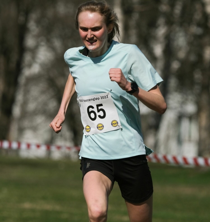 GOD DEBUT: Kristine Meinert Rød gjorde et godt terreng NM i sin mesterskapsdebut. Hun var blant de beste U-23 løperne. I seniorklassen ble hun 11.