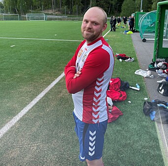 HVIT GUTT: Seriekjendis Torjus Tveiten spilte for Lyn 3. HVIT GUTT: Seriekjendis Torjus Tveiten spilte for Lyn 3.