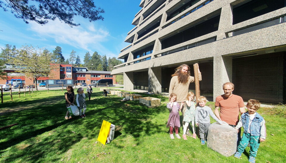 150 KVM TIL PARSELLHAGE: Kun Ingierkollen barnehage fikk lov til å etablere en parsellhage i et område på 150 kvadratmeter i areal, som ligger like ved Gamle Oppegård rådhus. 150 KVM TIL PARSELLHAGE: Kun Ingierkollen barnehage fikk lov til å etablere en parsellhage i et område på 150 kvadratmeter i areal, som ligger like ved Gamle Oppegård rådhus.