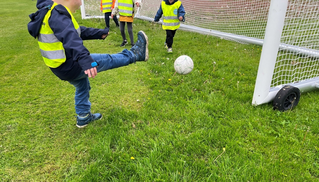 FOTBALL PÅ SOFIEMYR STADION: Lokale talenter avdekkes når Augestad barnehage har aktivitetsdag.