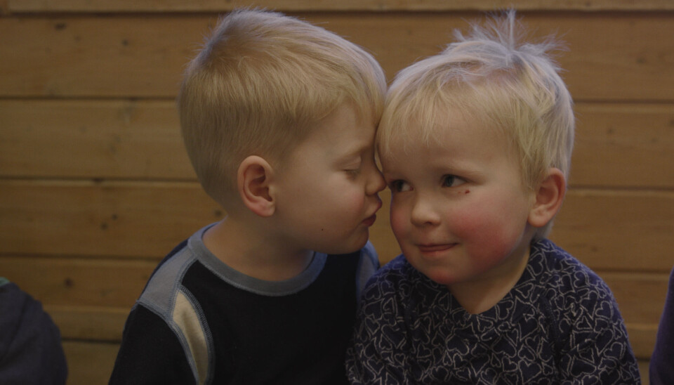 GODE GUTTER: Filmen følger de to småtassene Balder og Haakon fra Sætreskogen barnehage i Oppegård. GODE GUTTER: Filmen følger de to småtassene Balder og Haakon fra Sætreskogen barnehage i Oppegård.