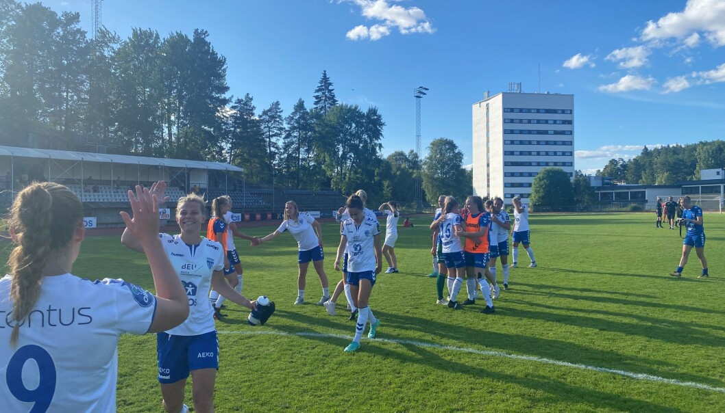 GLEDE: Slik håper vi å se KIL-jentene etter Vålerenga-oppgjøret på søndag klokken 15.00 GLEDE: Slik håper vi å se KIL-jentene etter Vålerenga-oppgjøret på søndag klokken 15.00