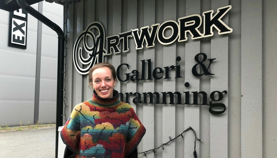 KUNST OG RAMMER: Marthe Sveen har drevet sitt galleri og rammeverksted i fire år.