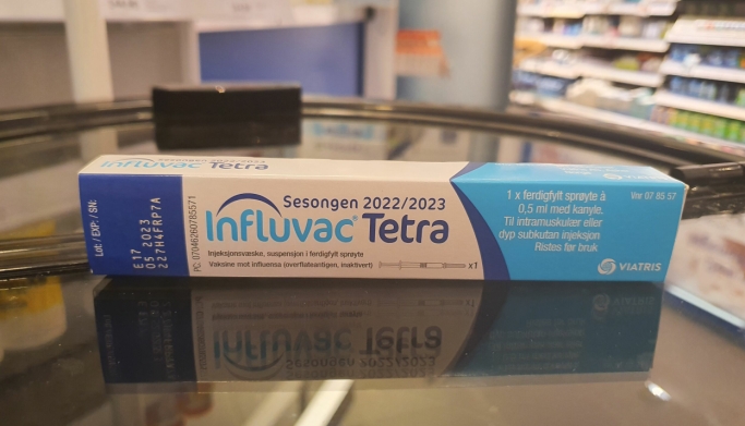 ÅRETS INFLUENSAVAKSINE: Årets influensavaksine er nå tilgjengelig på flere apotek i kommunen.