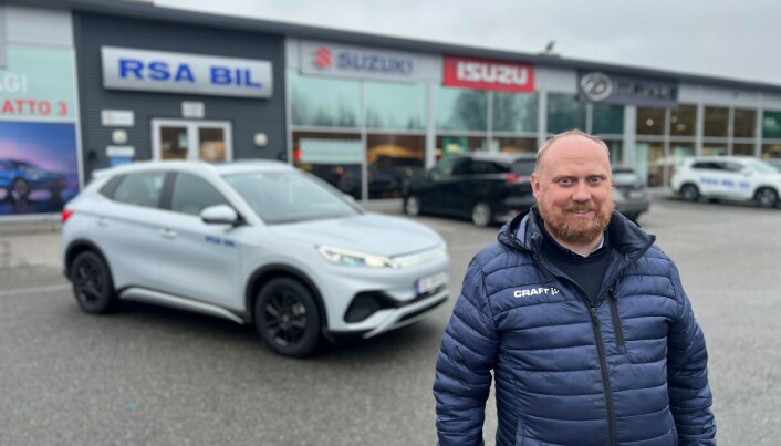 I FLYTSONEN: BYD Atto 3 er BYD Tangs lillebror, en en av få kinesiske modeller som har tatt Norge "med storm". I FLYTSONEN: BYD Atto 3 er BYD Tangs lillebror, en en av få kinesiske modeller som har tatt Norge "med storm".