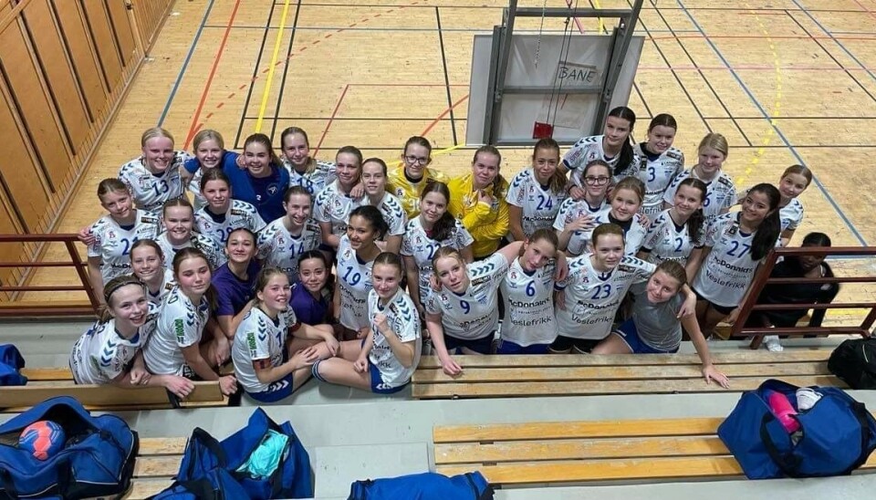 JENTE 2009: Her er 2009-årgangen som leverte til gull i Gøteborg. JENTE 2009: Her er 2009-årgangen som leverte til gull i Gøteborg.