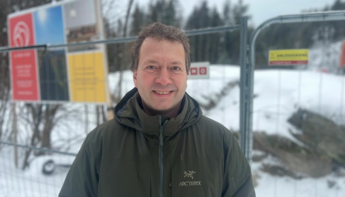 MEGLER: Hans Martin Tonne fra Attentus Eiendomsmegling i Ski har fått ansvaret med å selge leilighetene i byggeprosjektet.
