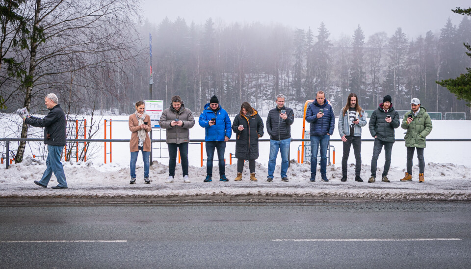 9 AV 10 ER PÅ NETT: Flere og flere av våre lesere oppgir at de leser Oppegård Avis på nett. I dette bildet er hele 9 av 10 på nett. 9 AV 10 ER PÅ NETT: Flere og flere av våre lesere oppgir at de leser Oppegård Avis på nett. I dette bildet er hele 9 av 10 på nett.