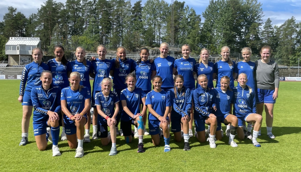 TRENT SAMMEN: Jenter 15, 17 og 19 har trent sammen uken i forkant av Norway cup 2023.