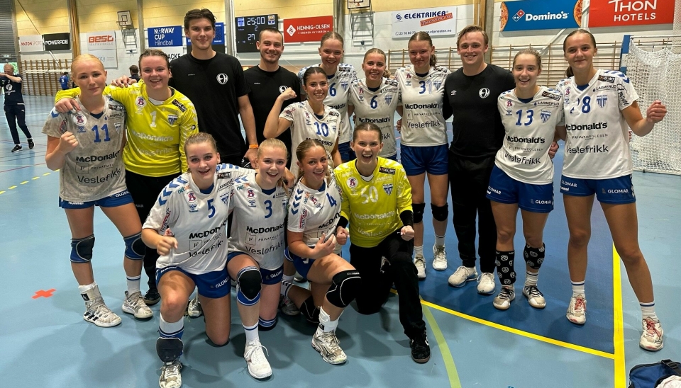 FULL KONTROLL: Kolbotn-jentene dundret gjennom Norway Cup, og med sju av sju seire var det ingen tvil. De er årets Norway Cup-mestere.