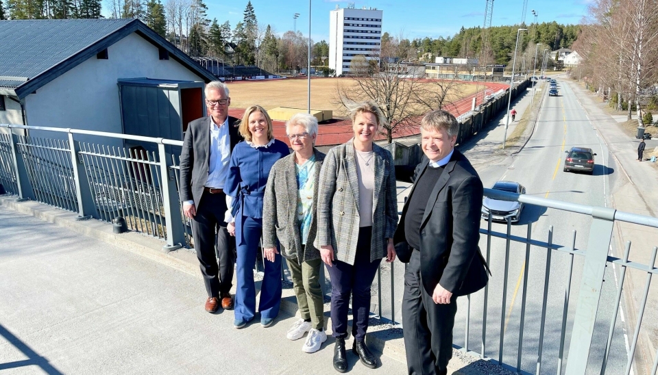 VIL UTVIKLE SOFIEMYR: Da partileder Sylvi Listhug besøke Nordre Follo i vår, var utvikling av Sofiemyr idrettspark et av temaene lokallaget ville snakke om.