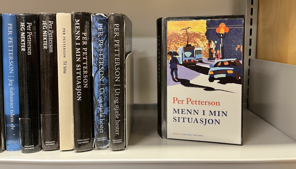 TIL LÅNS: Samtlige av disse Per Petterson-bøkene kan lånes på biblioteket, så du trenger ikke stjæle.