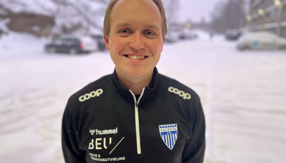 TRENER: Vetle Vangstuen er i gang med sitt andre år som trener for Kolbotn. I fjor sammen med Tresor Egholm i 1. divisjon. I år sammen med Luke Torjussen i Toppserien.